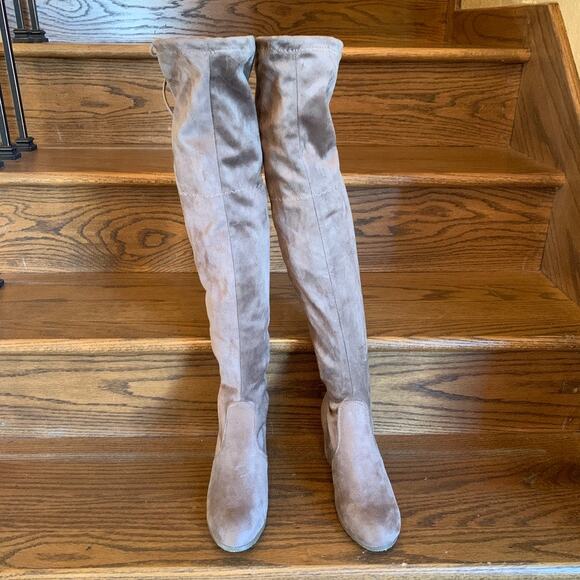 NWOT Forever Life-30 Taupe Suede Pull On-Chunky Heel High Boots - SIZE 8 - Picture 3 of 10